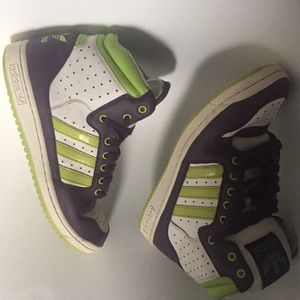 SOLD! Comfiest old Adidas Hightops. So cool, cozy